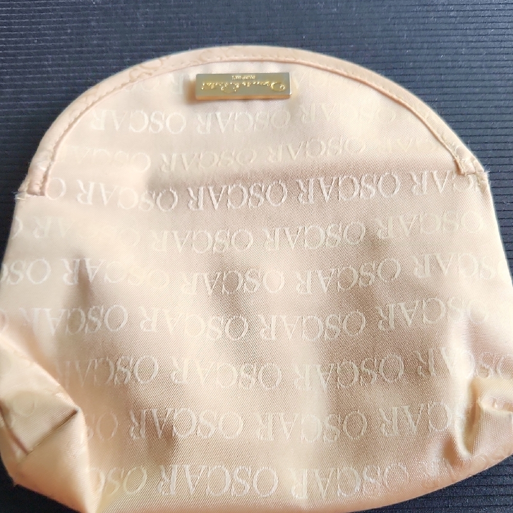 Oscar de la Renta Beige Clutch with Monogram Pattern - Picture 4 of 5